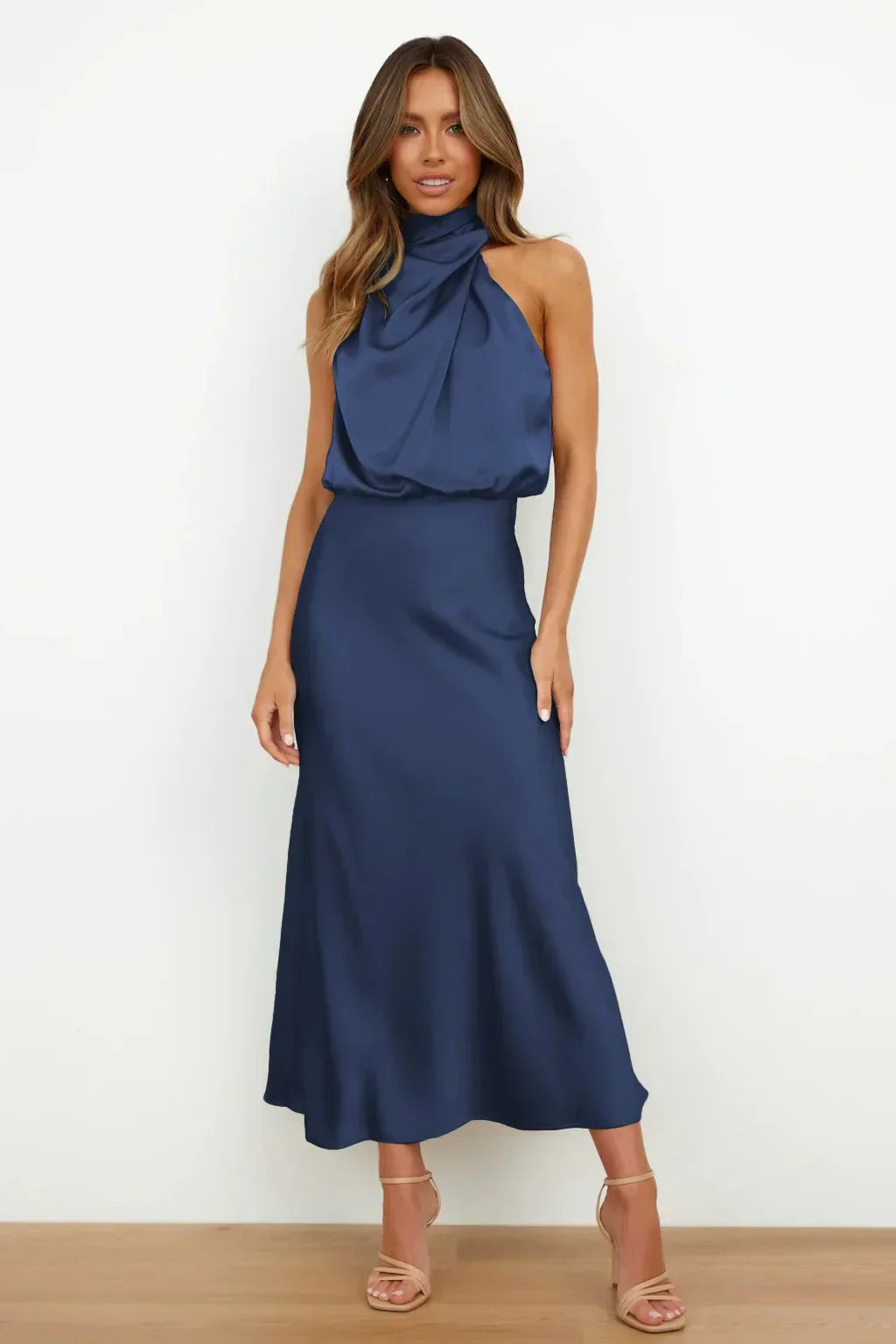 Olivia | Elegancka Suknia Wieczorowa Halter 12