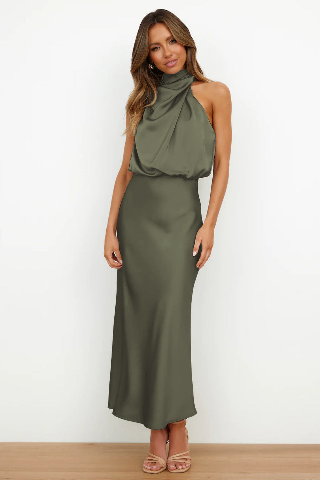 Olivia | Elegancka Suknia Wieczorowa Halter 7