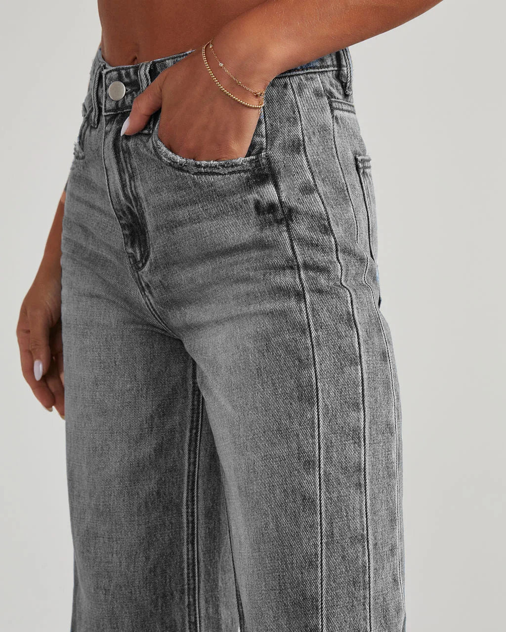 Mona | Stylowe szare jeansy damskie wide leg z nieobszytym dołem